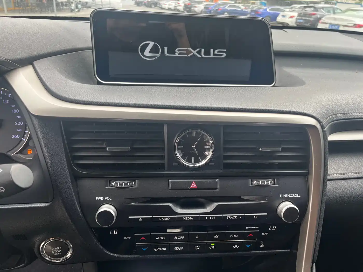 Lexus RX 2016 300 2WD Elite Edition China VI фото 16