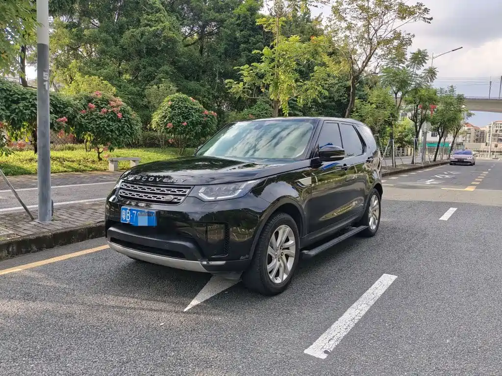 Фото 1 - Land Rover Discovery