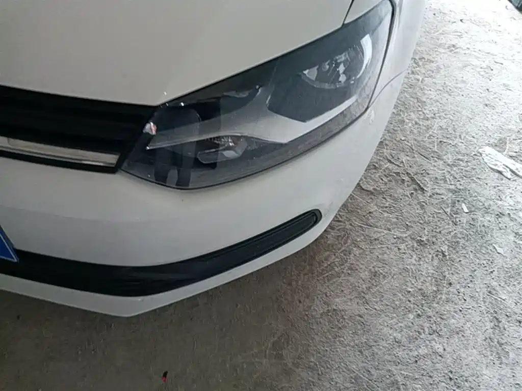 Volkswagen Polo 2016 1.4L Manual Trend фото 24