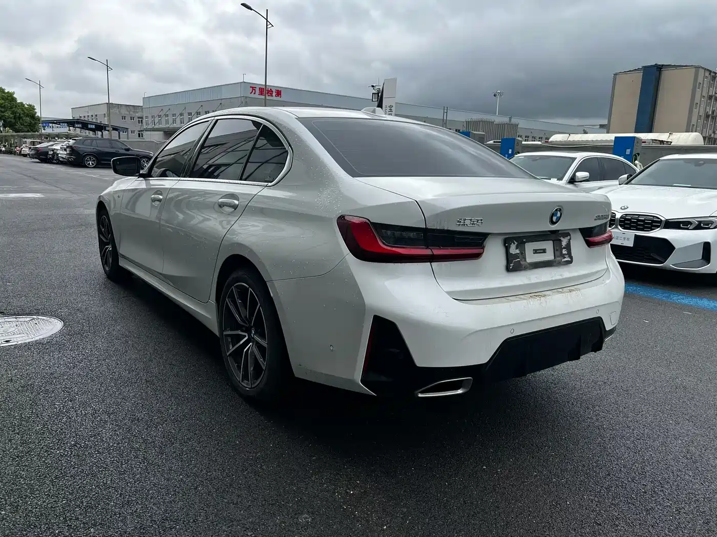 BMW 3 Series 2025 325Li M Sport Package фото 9