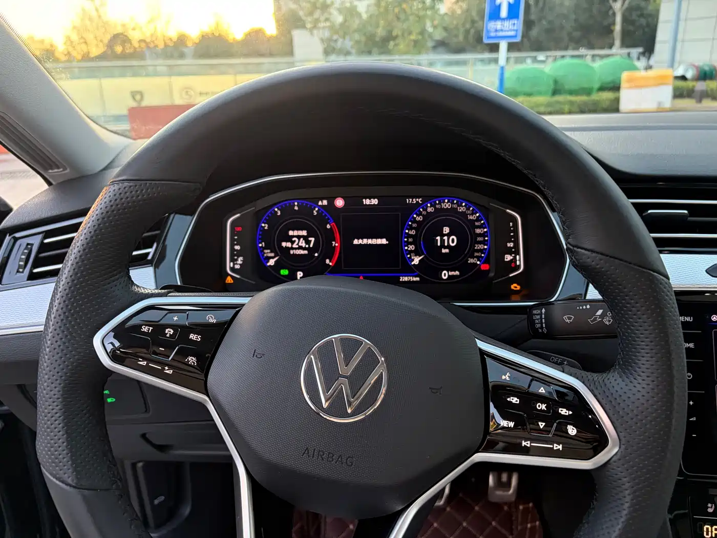 Volkswagen Magotan 2023 Model 2 Million Commemorative Edition 330TSI DSG Luxury фото 21