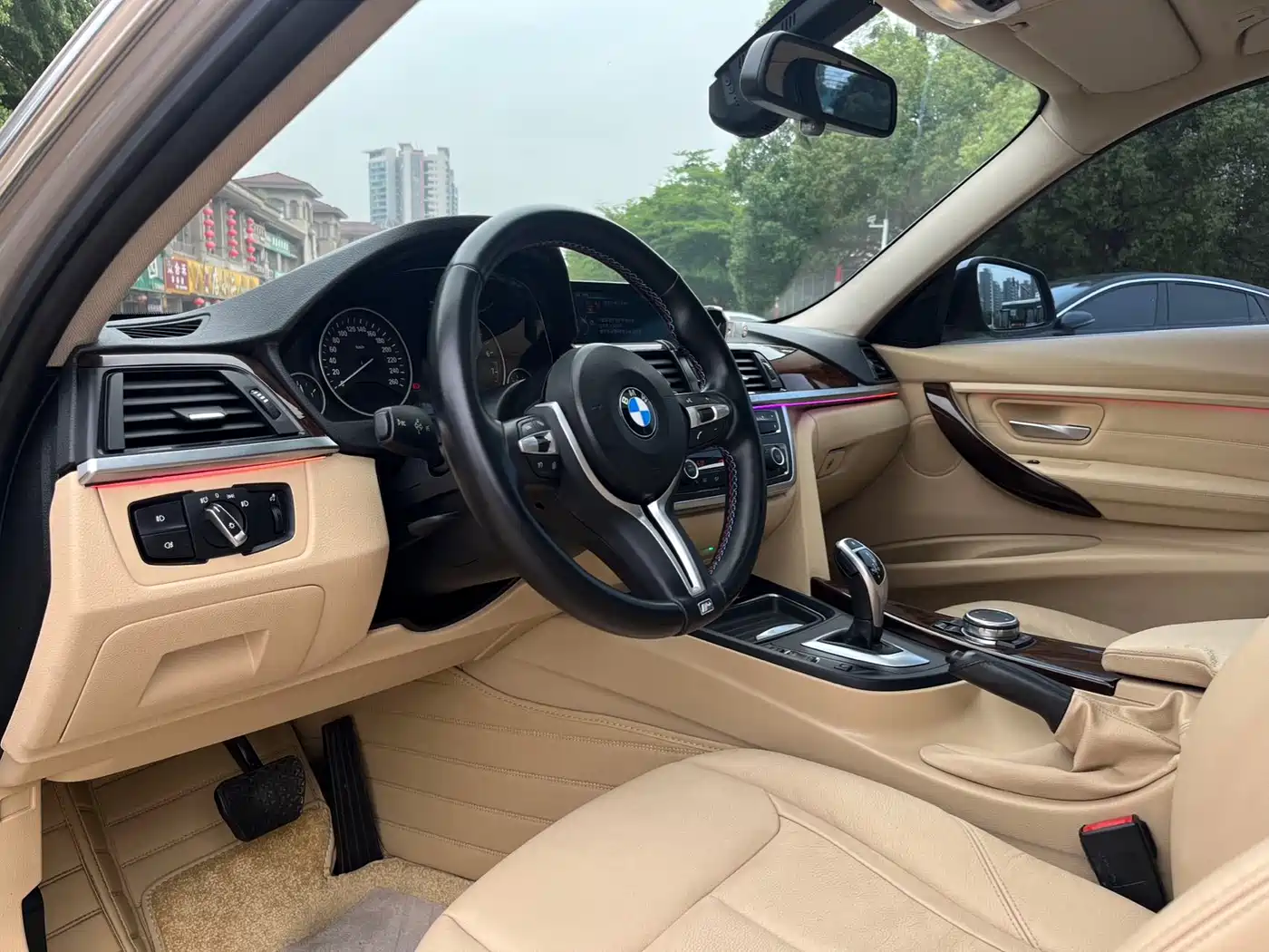 BMW 3 Series 2015 320Li Super Joy Luxury Design Package фото 4