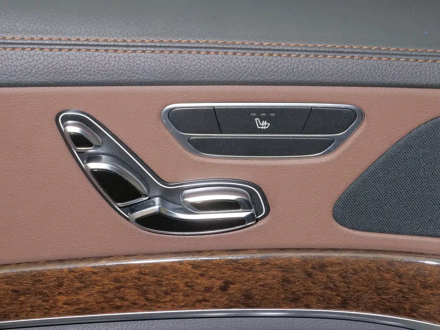 Mercedes-Benz S-Class 2014 S 320 L Business фото 10