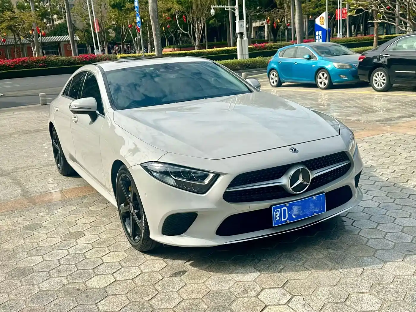 Mercedes-Benz CLS 2018 CLS 300 Dynamic фото 3