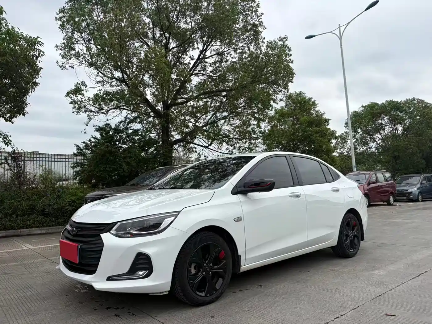 Chevrolet Cavalier 2020 Redline 325T Auto Shining Edition China VI