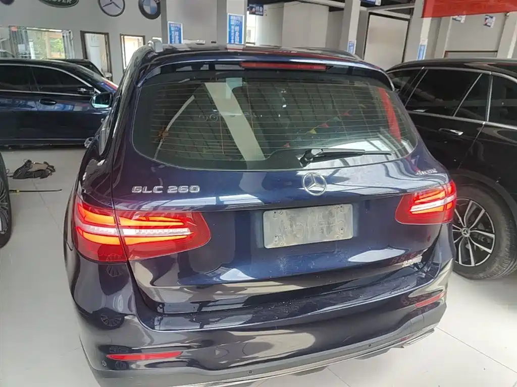 Mercedes-Benz GLC 2017 GLC 260 4MATIC Luxury фото 6