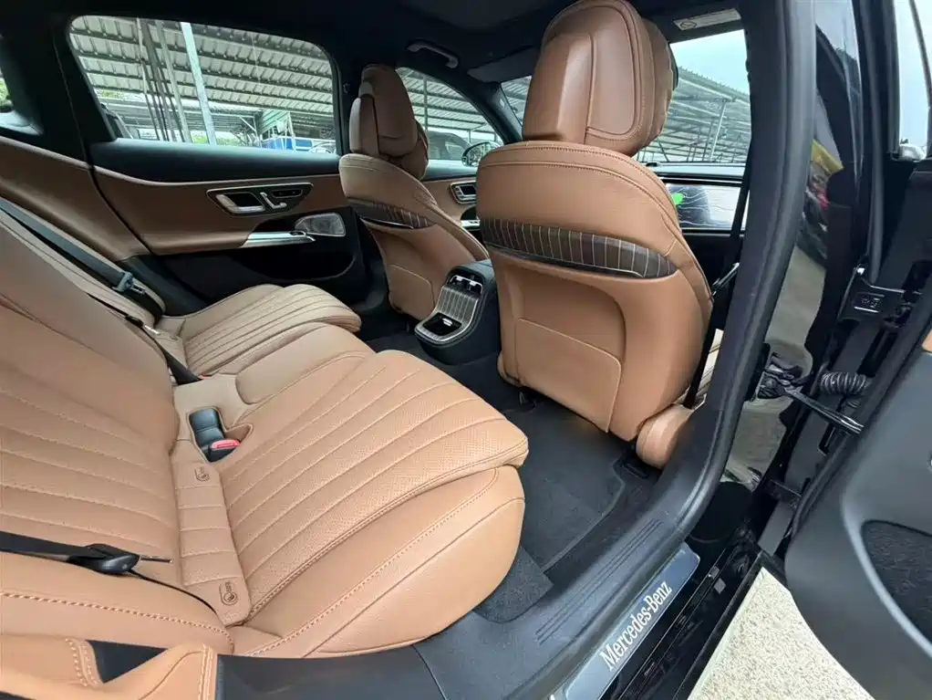 Mercedes-Benz E-Class 2026 E 300 L Luxury фото 22