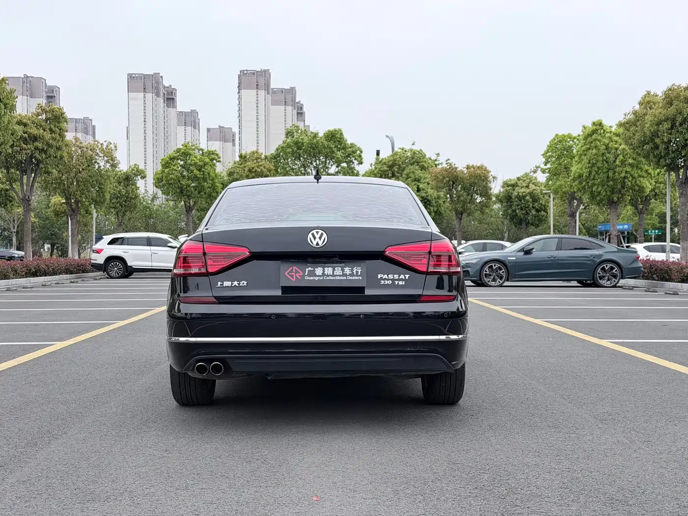 Volkswagen Passat 2017 330TSI DSG Prestige фото 9