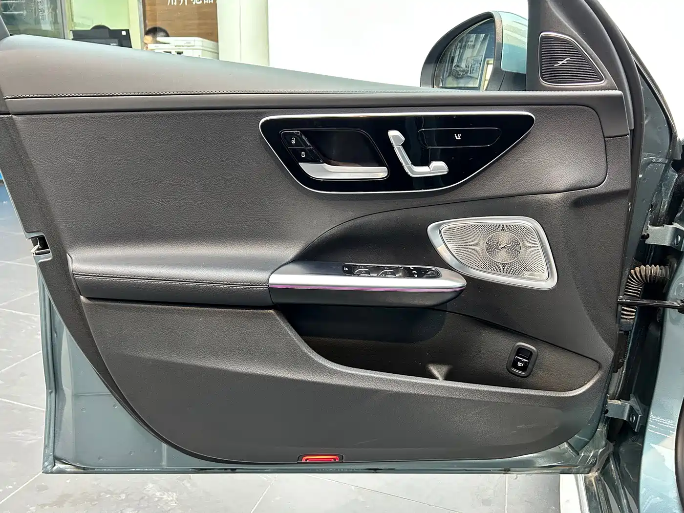 Mercedes-Benz C-Class 2025 2026 C 260 L Sport