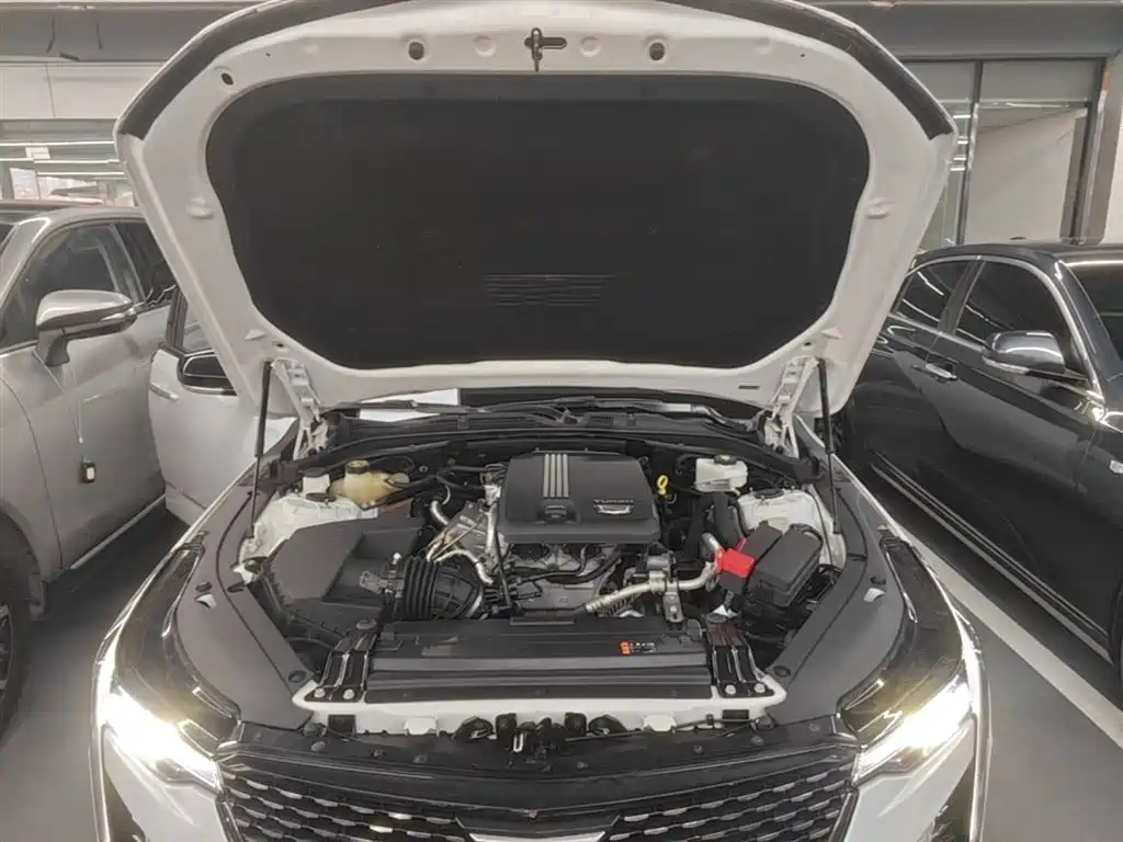 Cadillac CT4 2022 28T Luxury Model фото 20