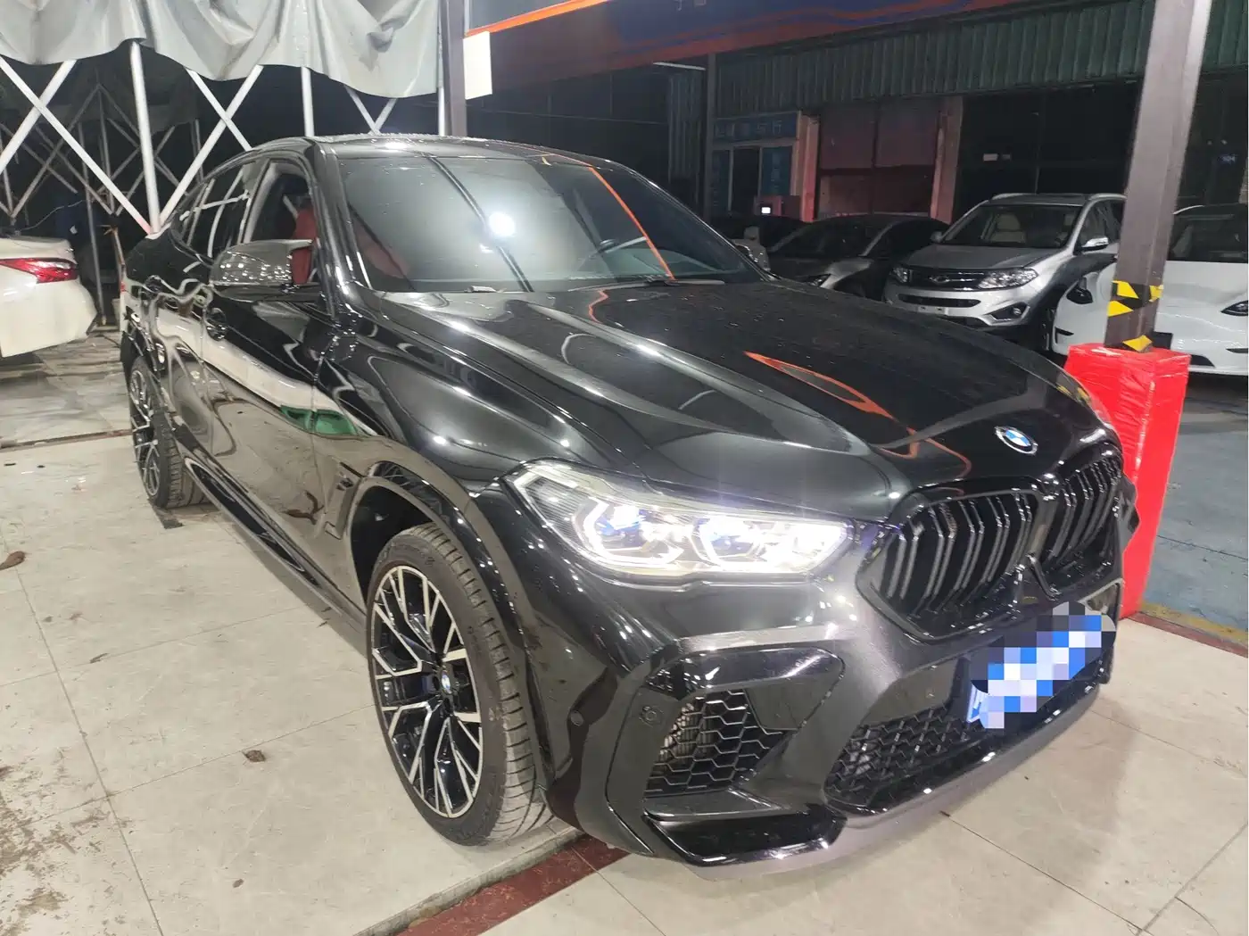 BMW X6 M 2022 2022 X6 M
