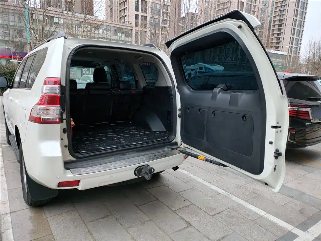 Toyota Prado 2015 2.7L Automatic Standard фото 15