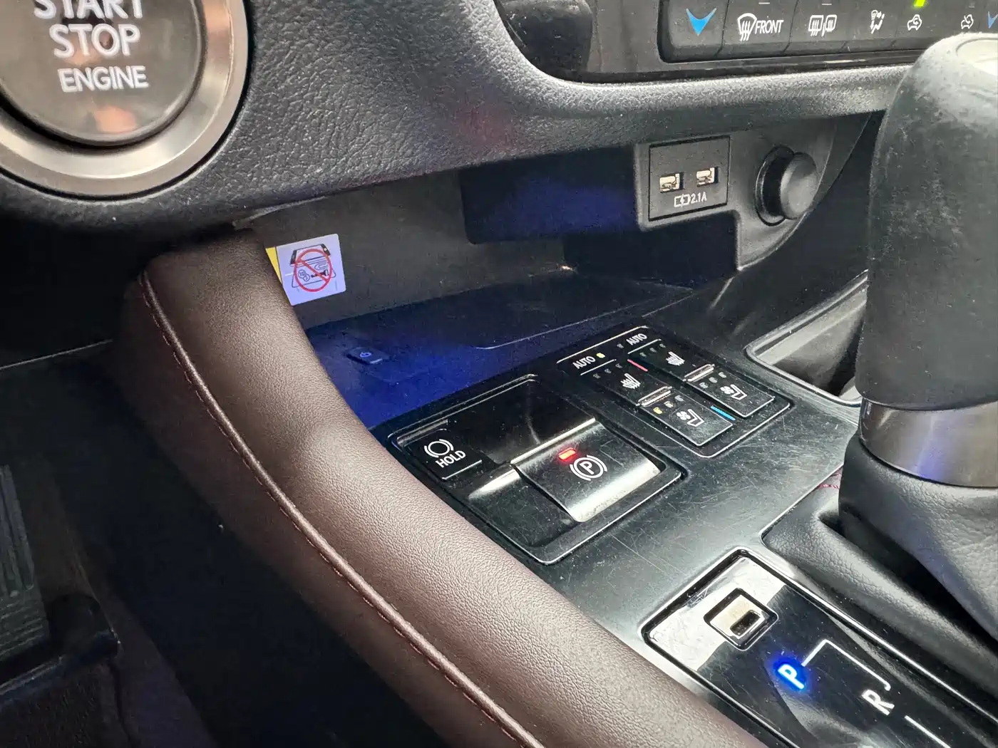 Фото 4 - Lexus RX