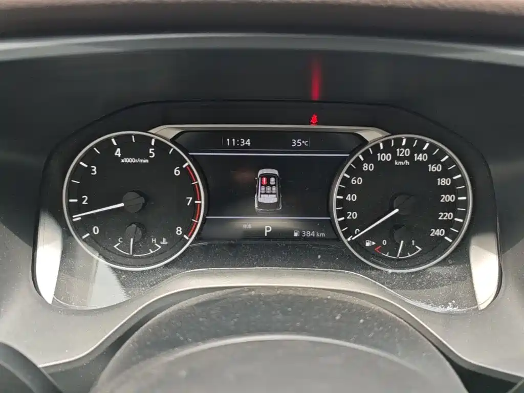 Фото 4 - Nissan X-Trail