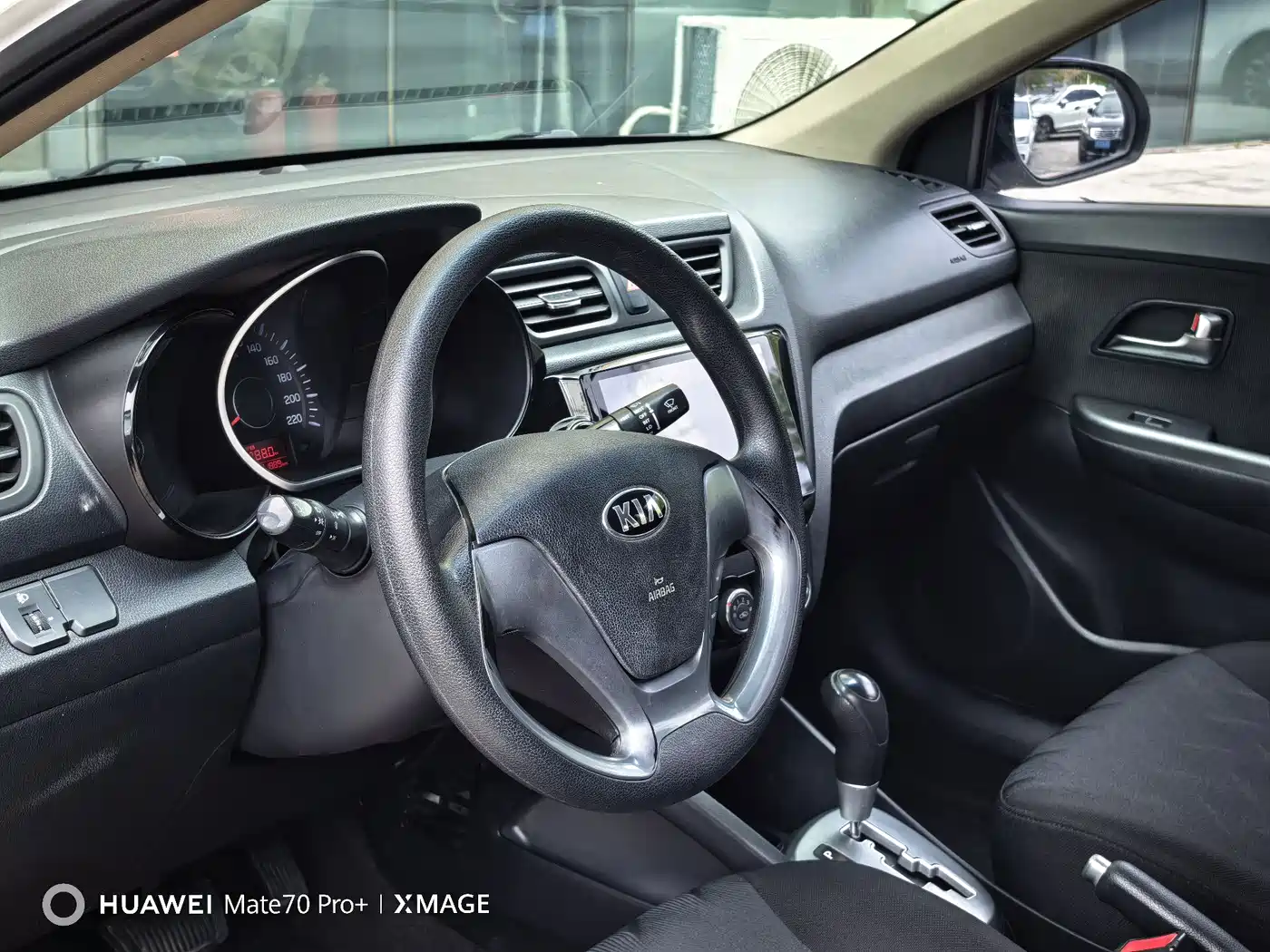 Kia K2 2015 Sedan 1.4L AT GLS фото 9