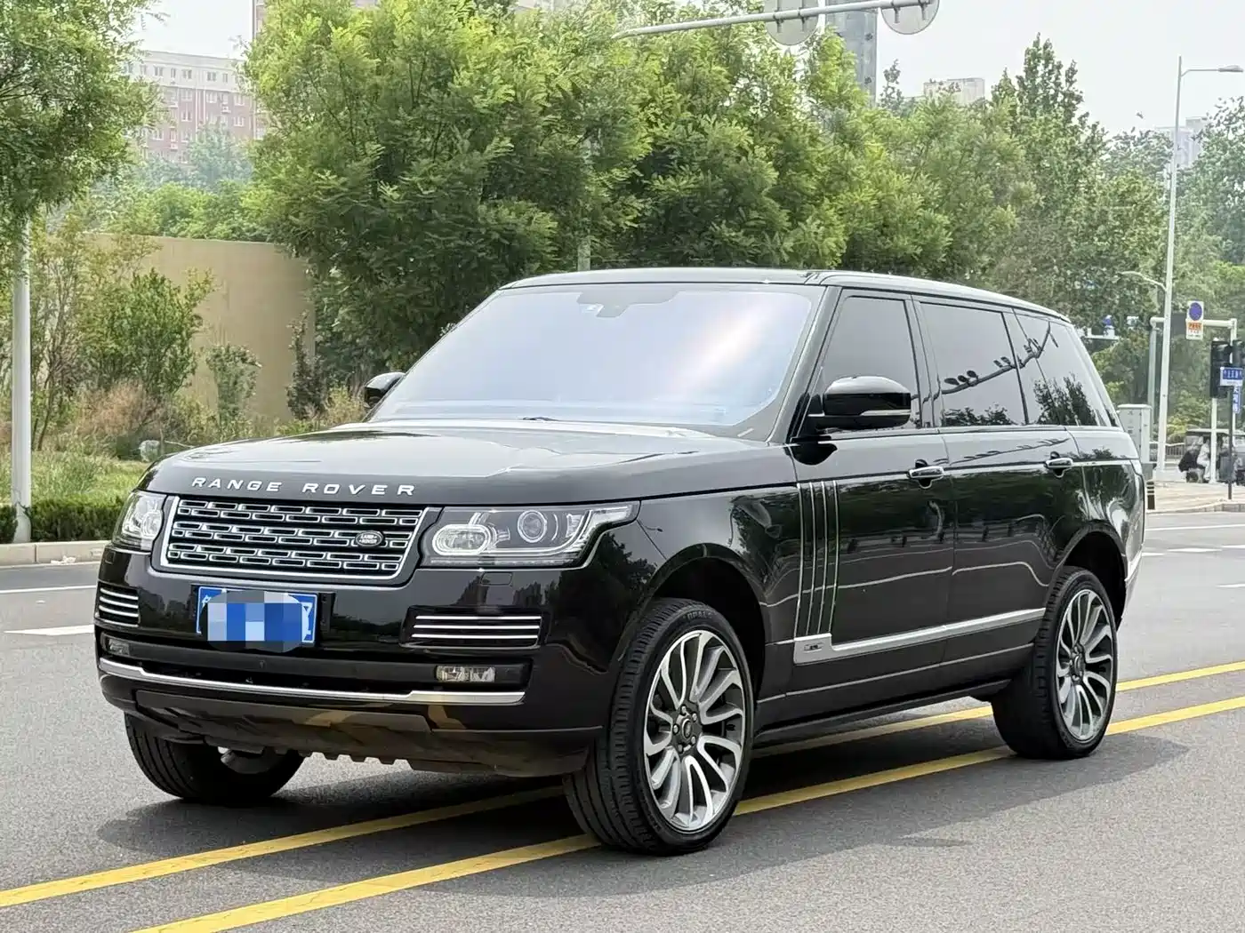 Land Rover Range Rover 2016 3.0 TDV6 Hybrid Vogue SE Autobiography LWB фото 8