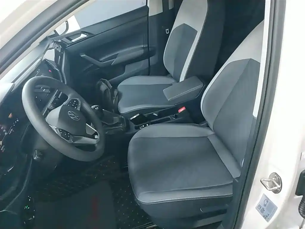 Volkswagen Lavida 2025 New Edge 1.5L Outstanding New Ease фото 15