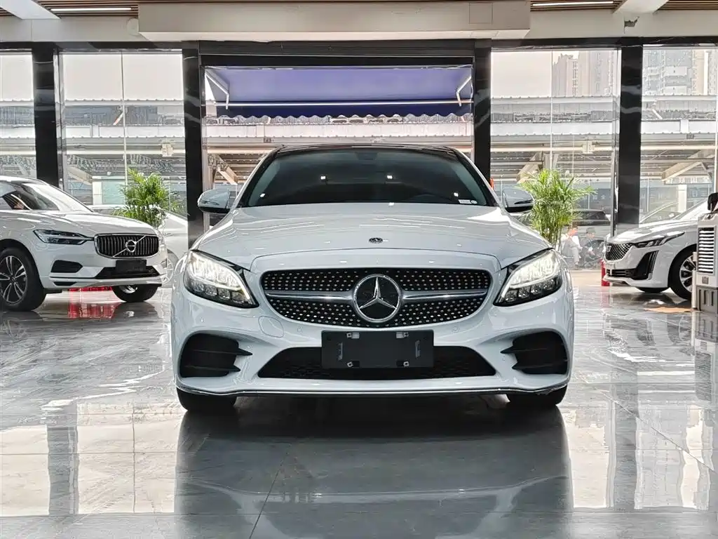 Mercedes-Benz C-Class 2019 Facelift C 260 L Sport фото 2