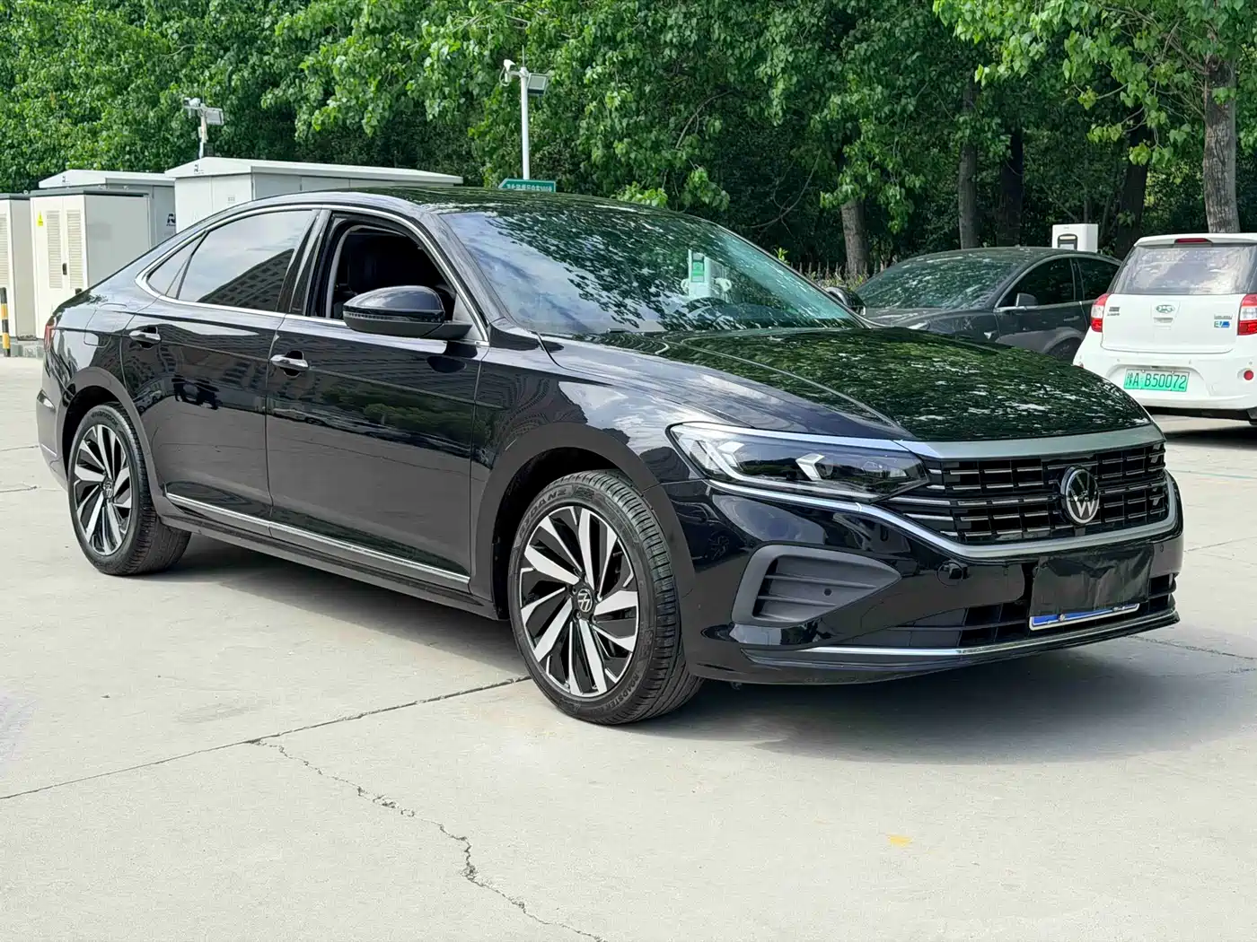 Volkswagen Passat 2024 330TSI Elite Edition фото 3