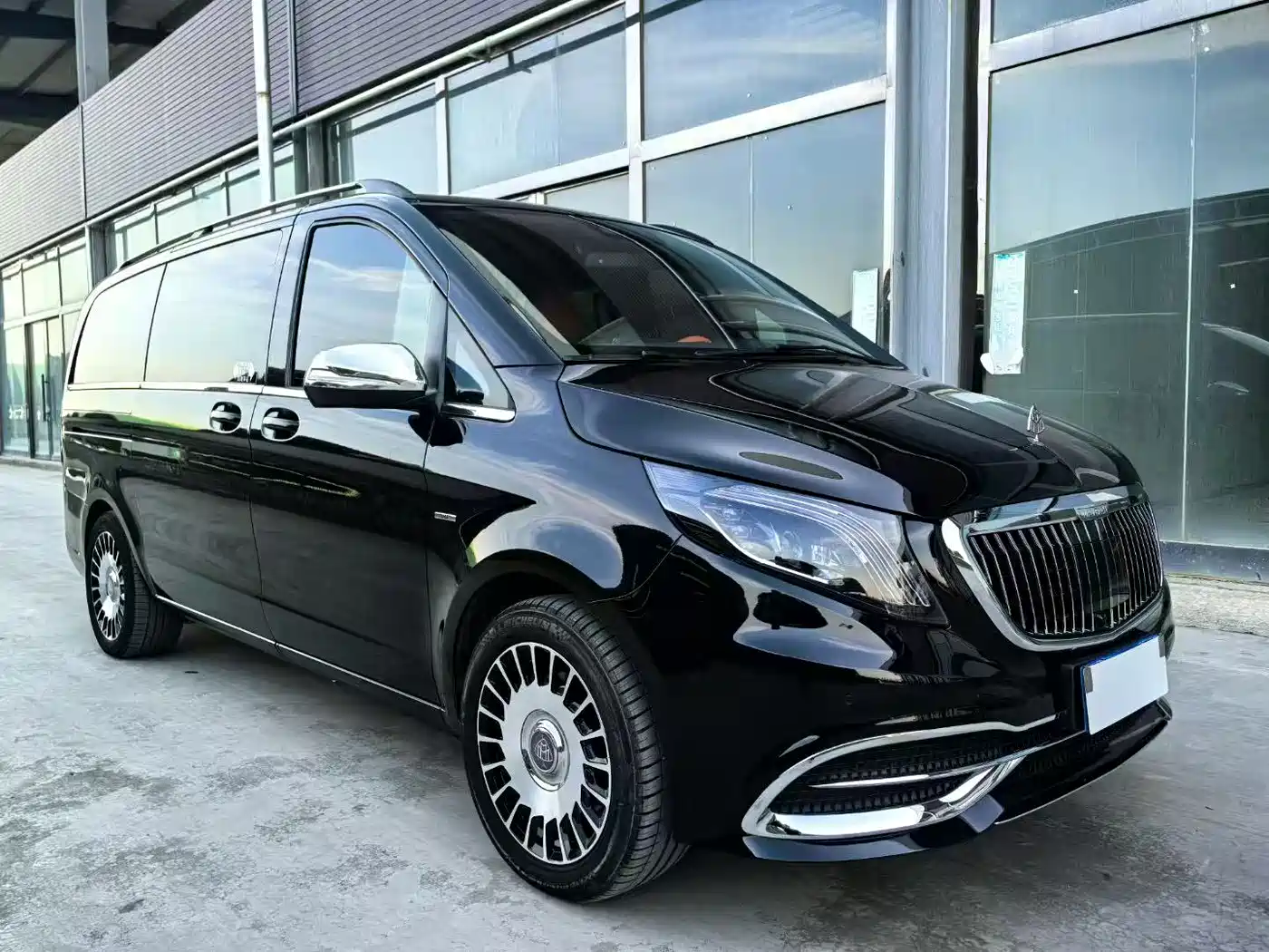 Mercedes-Benz V-Class 2018 V 260 Navigator Edition China VI фото 3