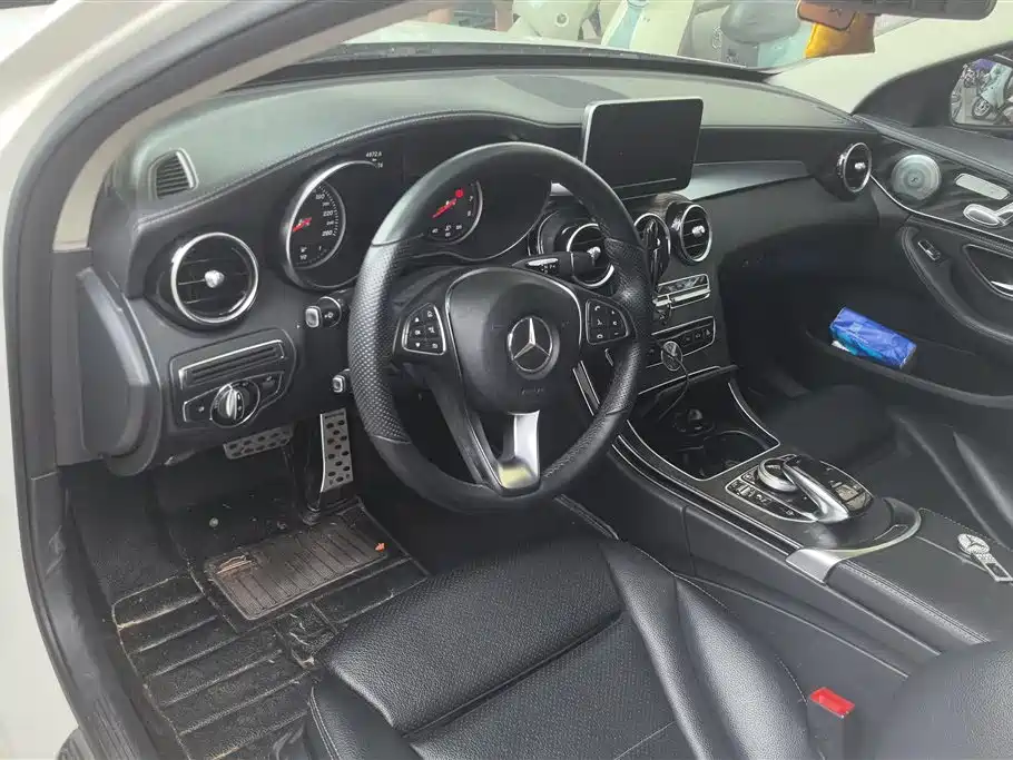 Mercedes-Benz C-Class 2015 C 200 L Sport фото 12