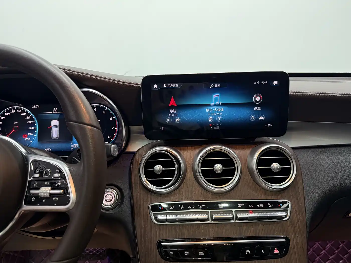 Mercedes-Benz GLC 2021 GLC 300 L 4MATIC Sporty фото 13