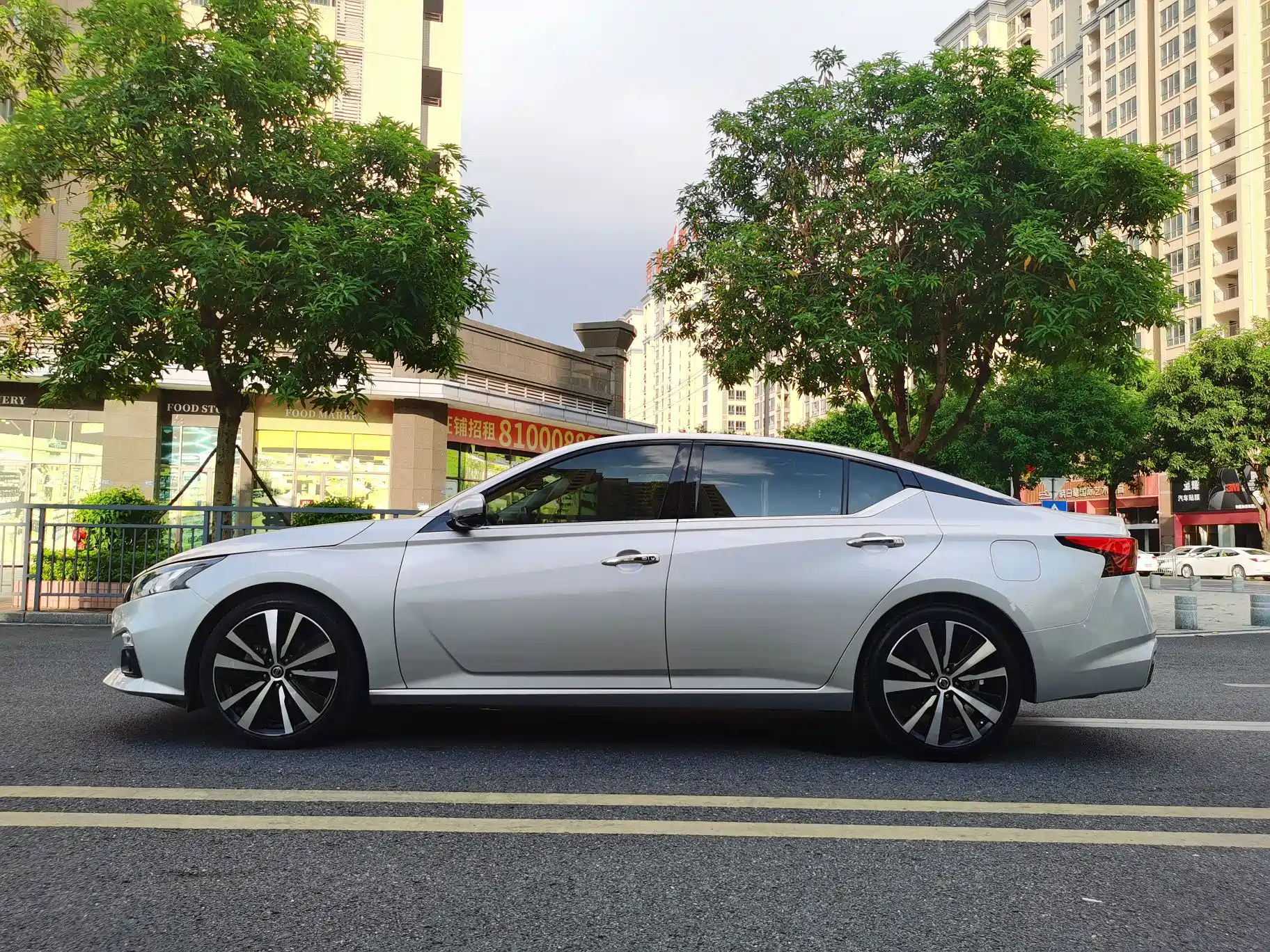 Photo 10 - Nissan Teana