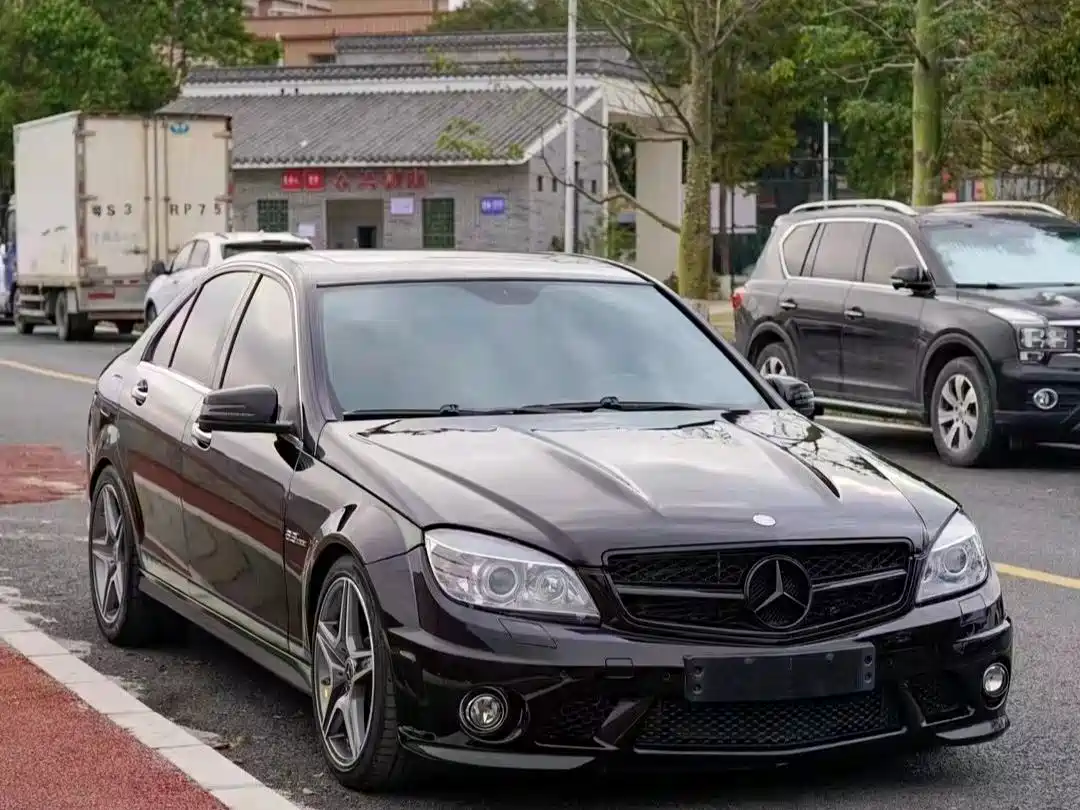 Mercedes-Benz C-Class AMG 2010 AMG C 63 Sport Enhanced Edition фото 44