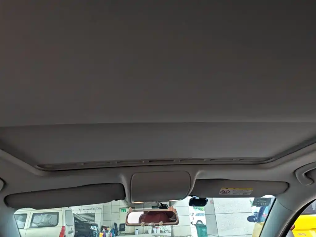 Volkswagen Polo 2016 1.6L Automatic Comfort фото 17