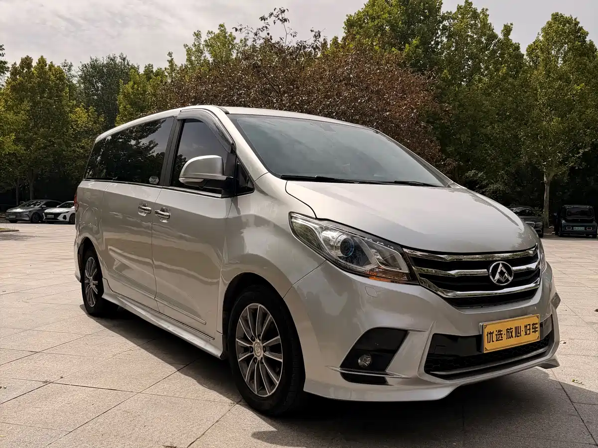 Фото 8 - Maxus G10