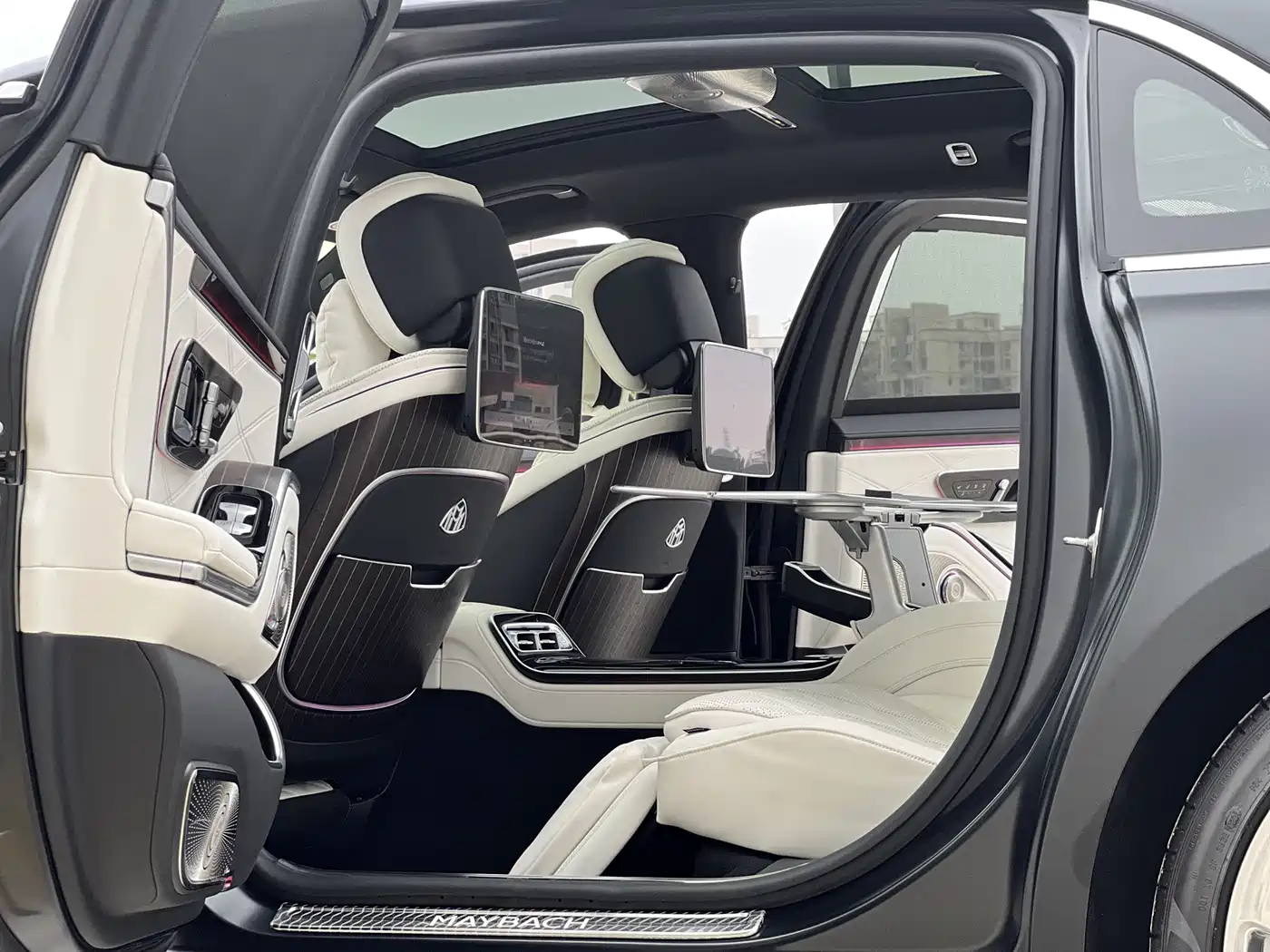 MERCEDES-BENZ MAYBACH S-CLASS