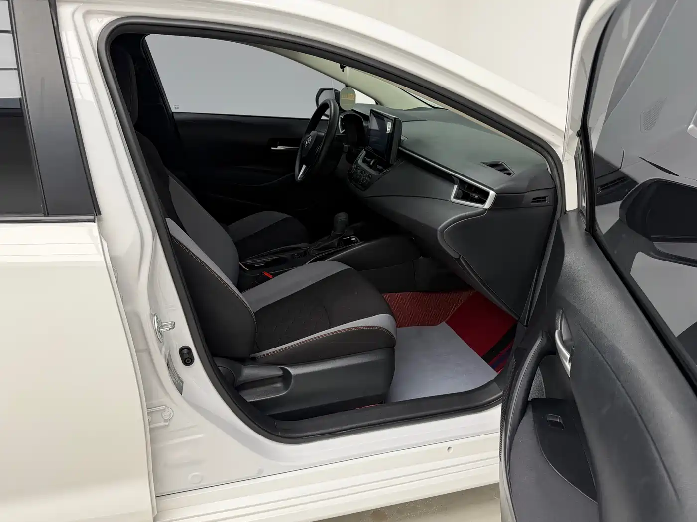 Toyota Corolla 2023 1.2T Elite Edition фото 11