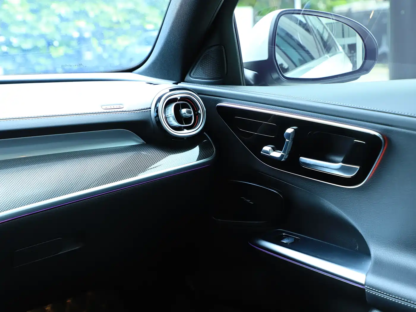 Mercedes-Benz C-Class 2024 C 260 L Sport фото 18