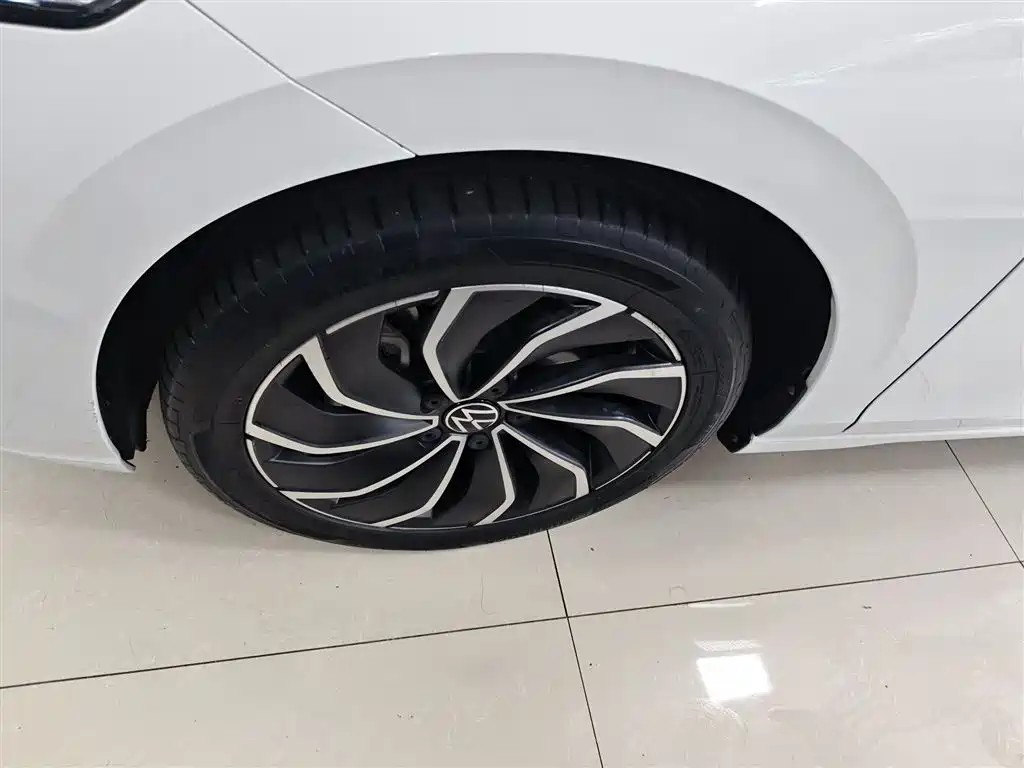 Volkswagen Golf 2021 280TSI DSG Pro фото 23