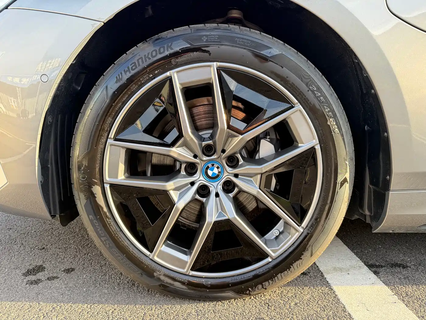 BMW i5 2026 2025 eDrive 35L Luxury Package