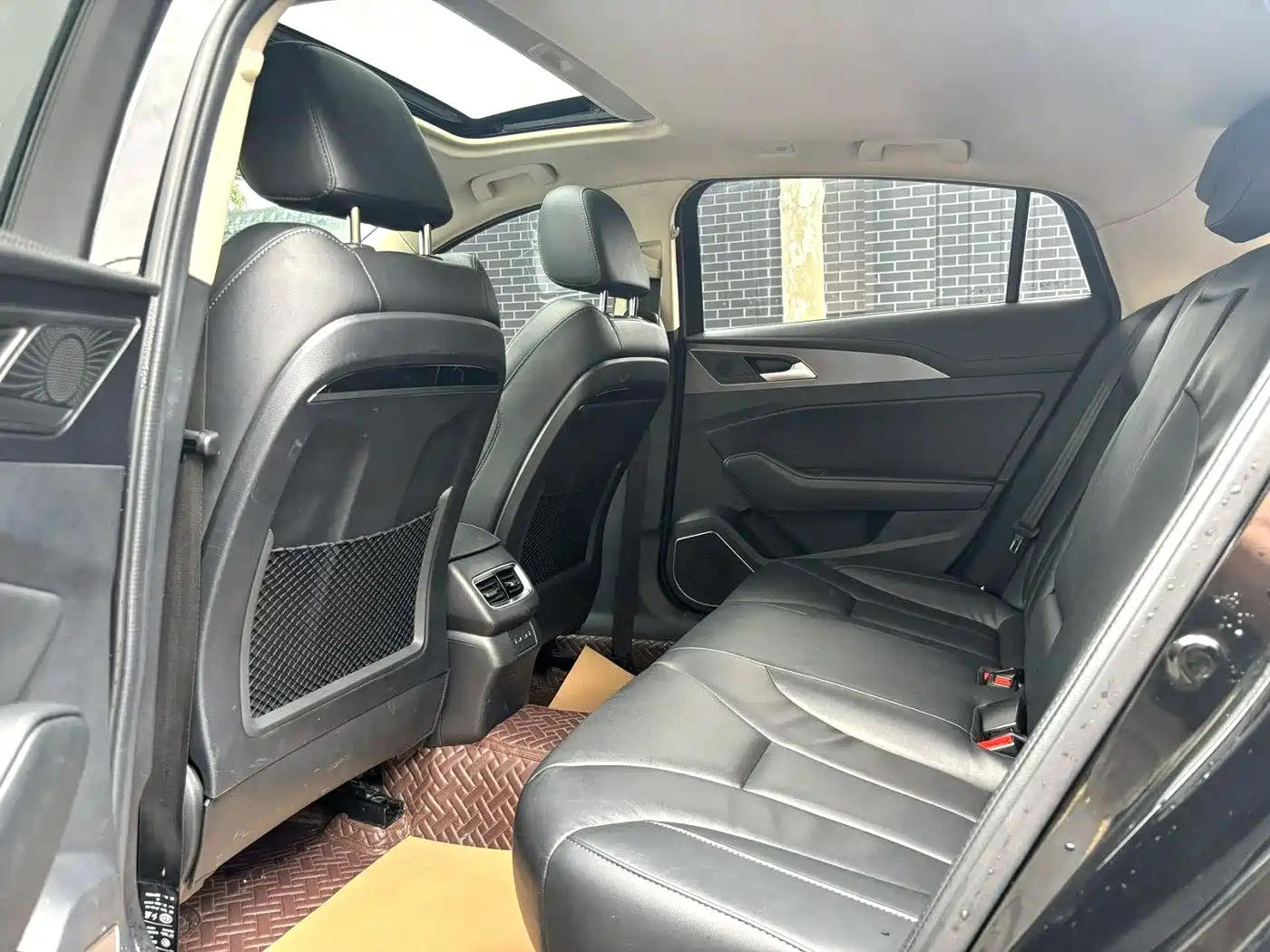 Hongqi H5 2020 1.5T DCT Qiyue Edition фото 6