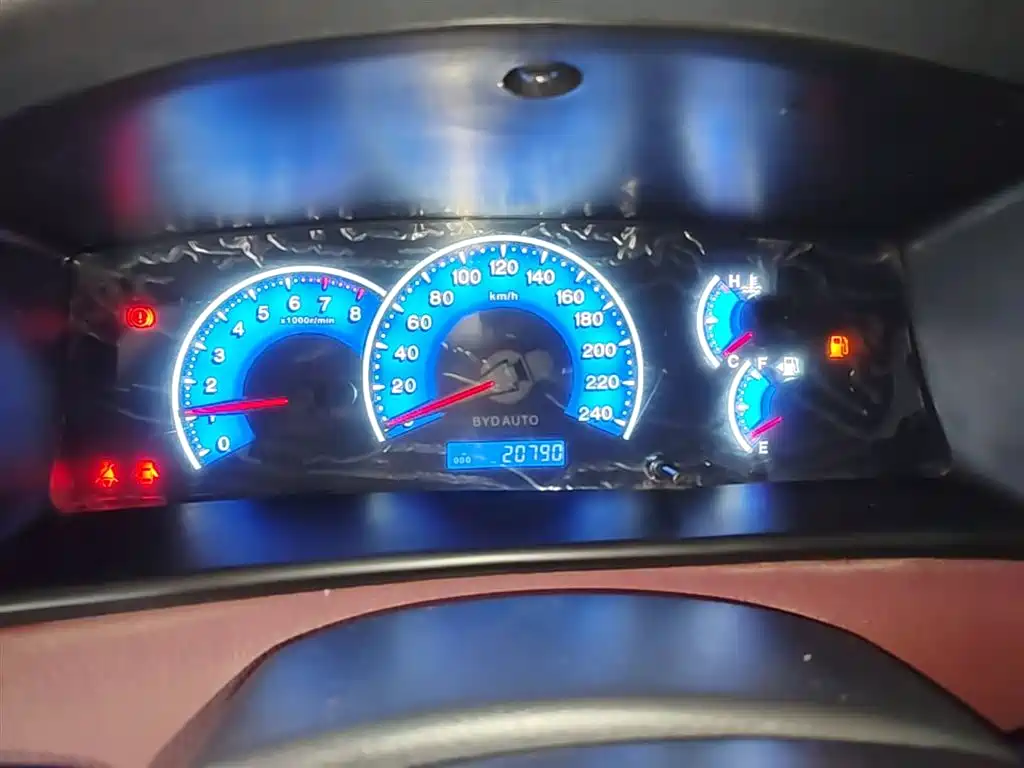 BYD F3 2012 Energy-saving Edition 1.5L Manual Comfort фото 12