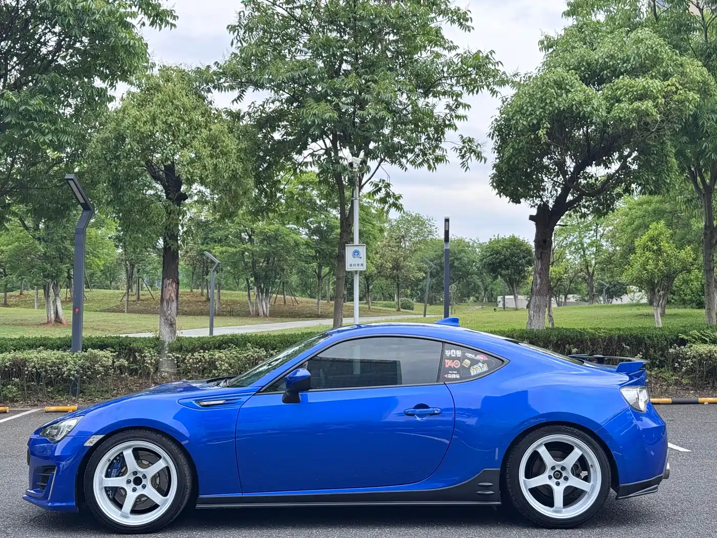 Subaru BRZ 2017 2.0i Automatic type-RS Edition фото 10