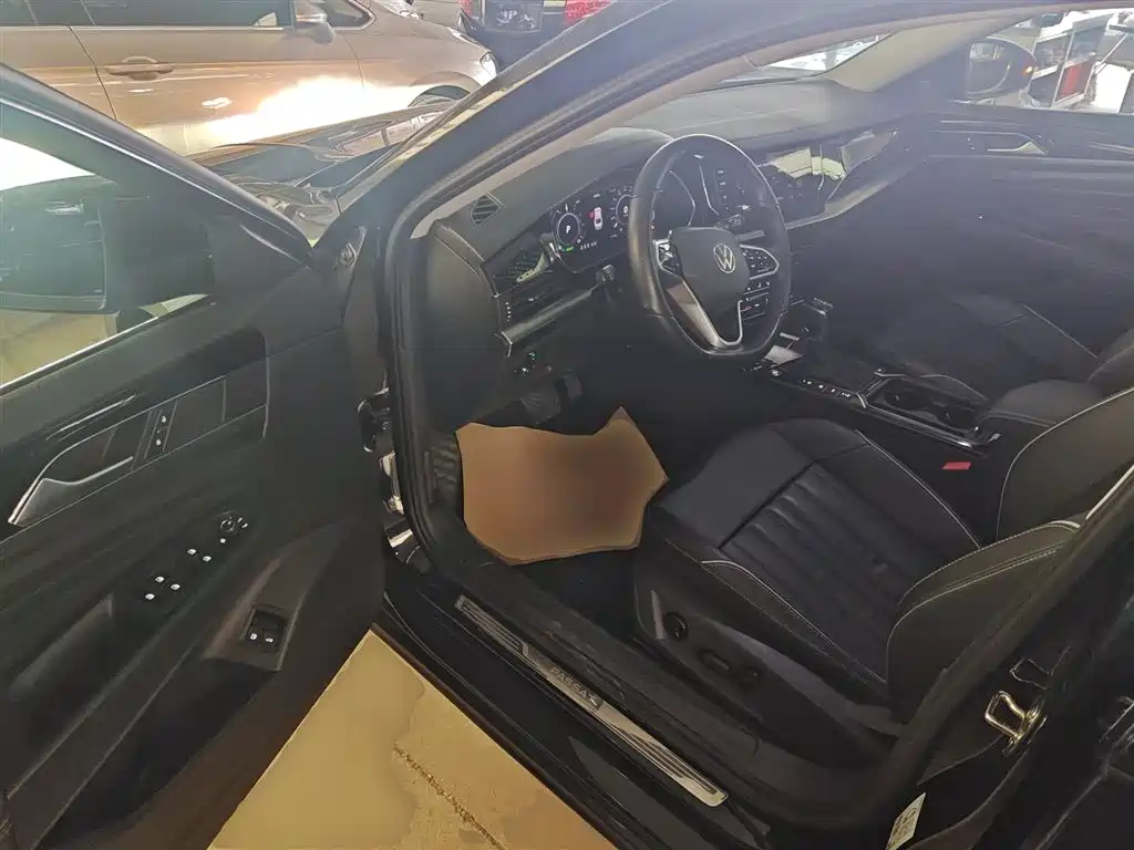 Volkswagen Passat New Energy 2022 430PHEV Hybrid Elite Edition фото 12