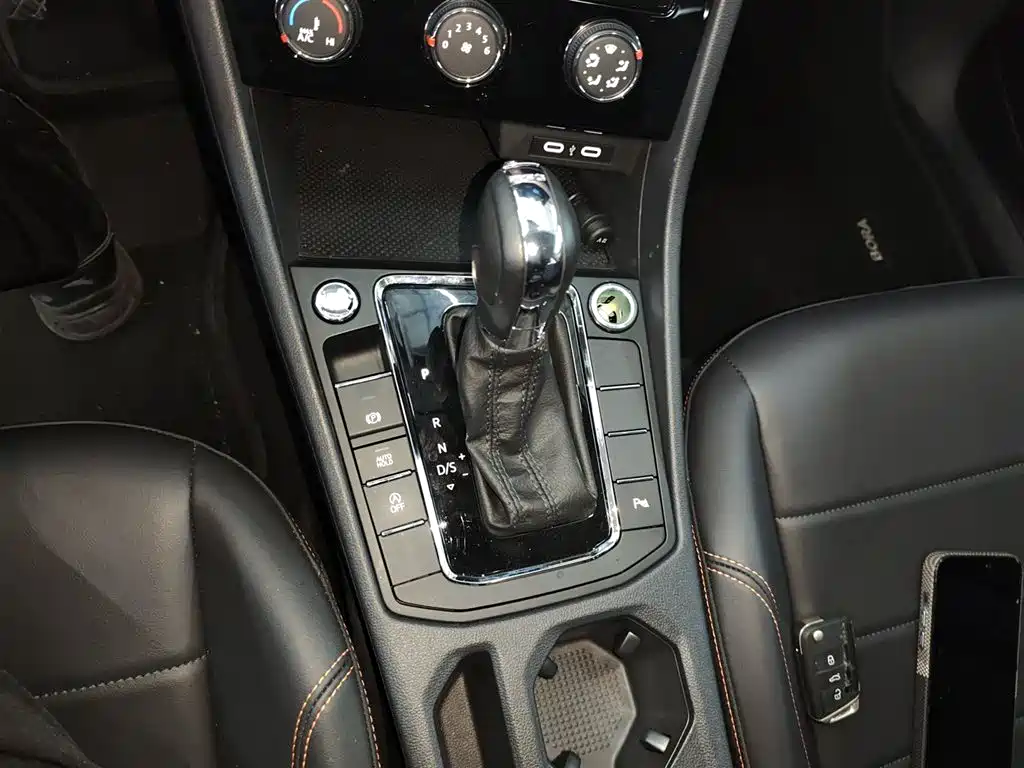 Volkswagen Bora 2023 200TSI DSG Yuexing PRO Edition фото 14
