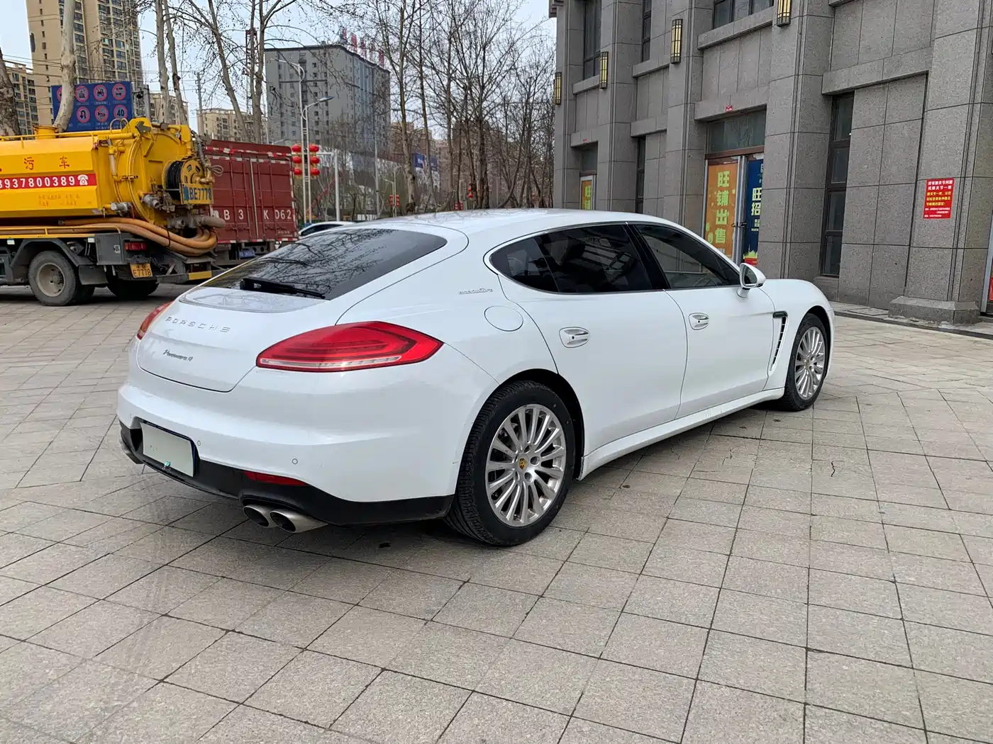 Porsche Panamera 2016 Panamera 4 Executive Edition 3.0T фото 4