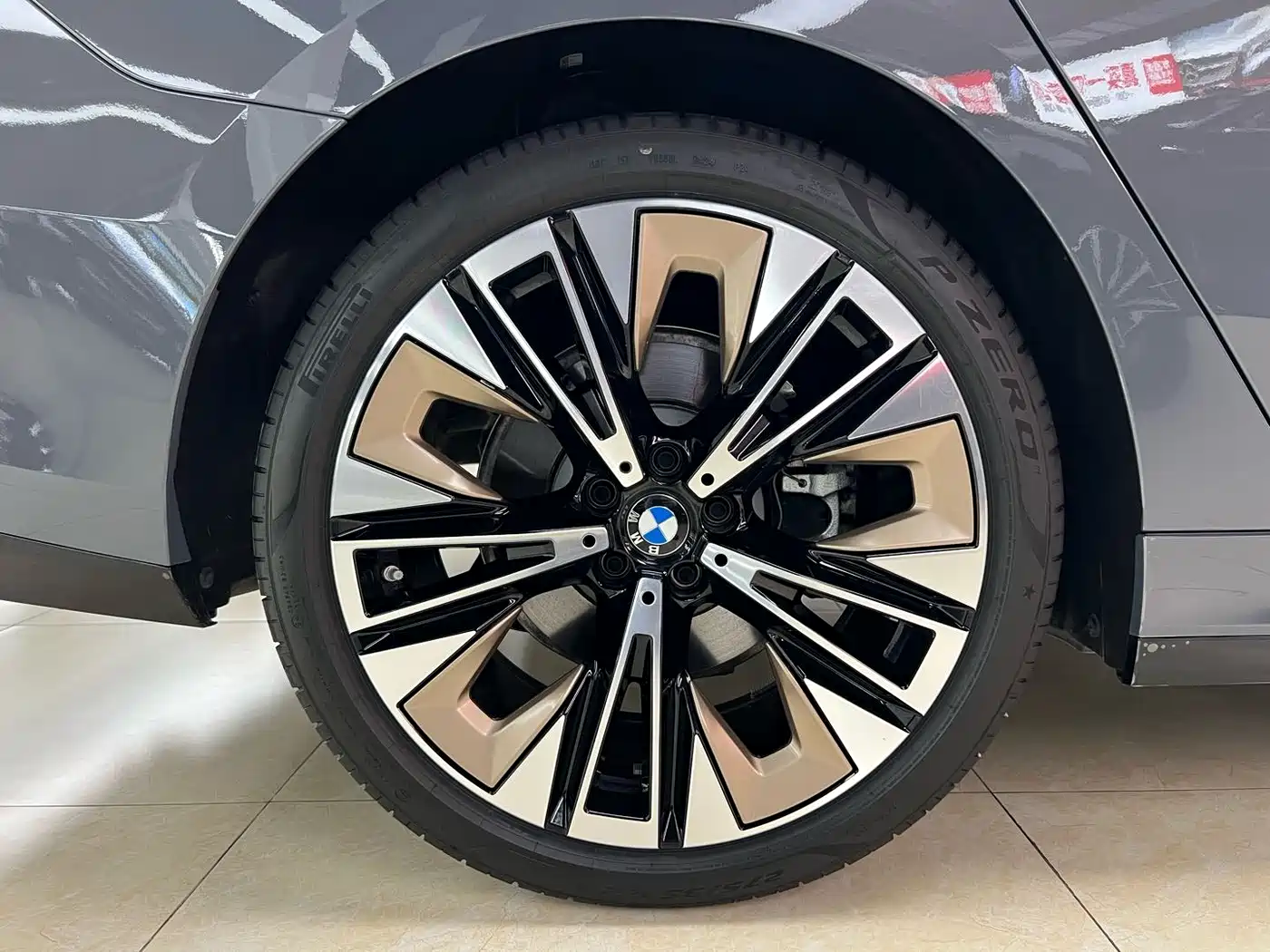 BMW 5 Series 2024 530Li Premium M Sport Package фото 29