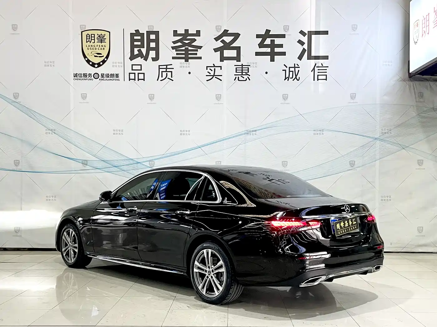Mercedes-Benz E-Class 2022 Model Facelift II E 260 L Sport фото 6