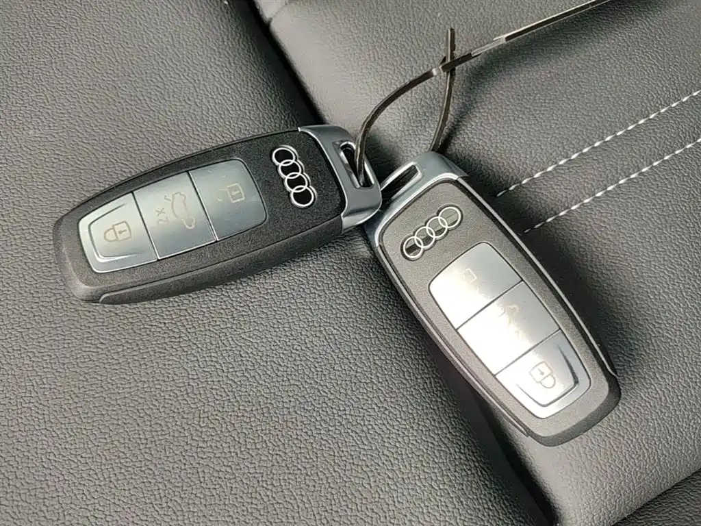 Audi A3 2025 Facelift A3L Limousine 35TFSI Flying Joy Edition фото 9
