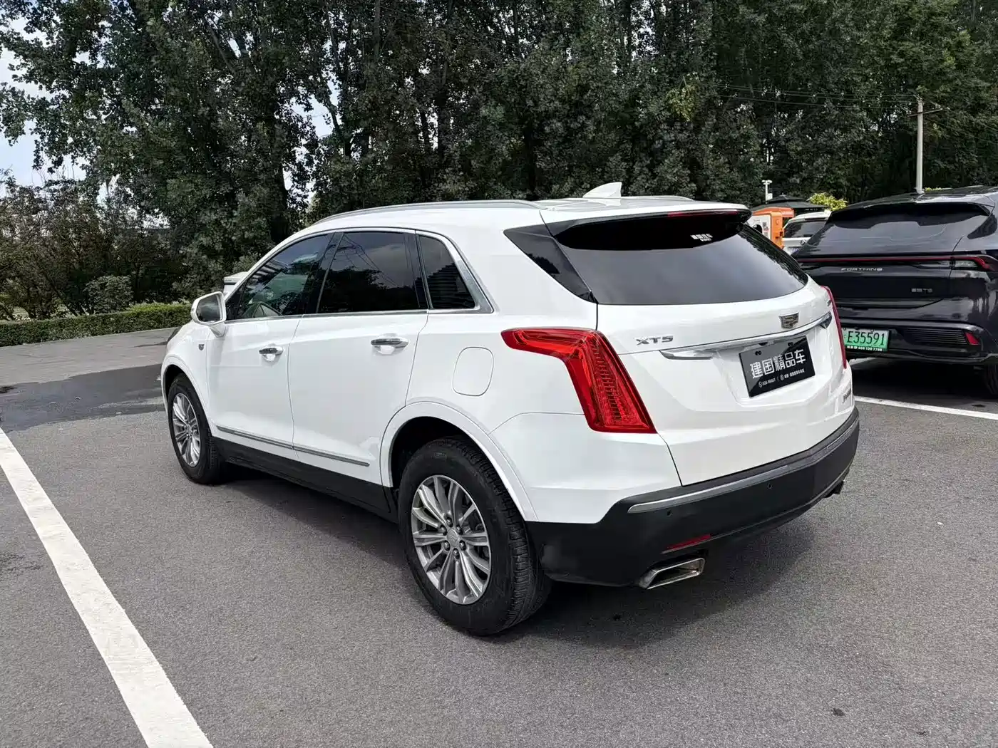 Cadillac XT5 2016 2016 25T Luxury Model
