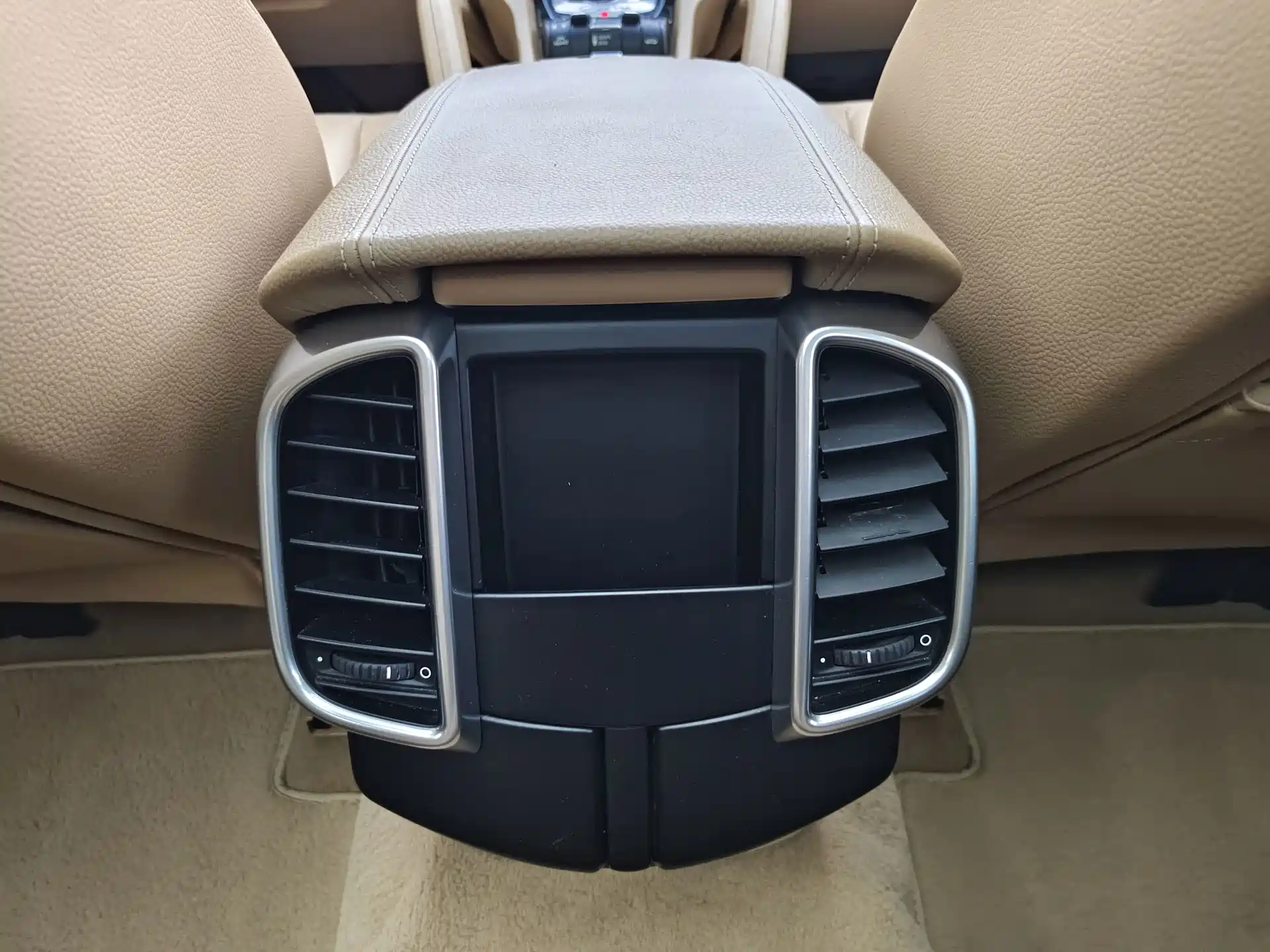 Фото 28 - Porsche Cayenne