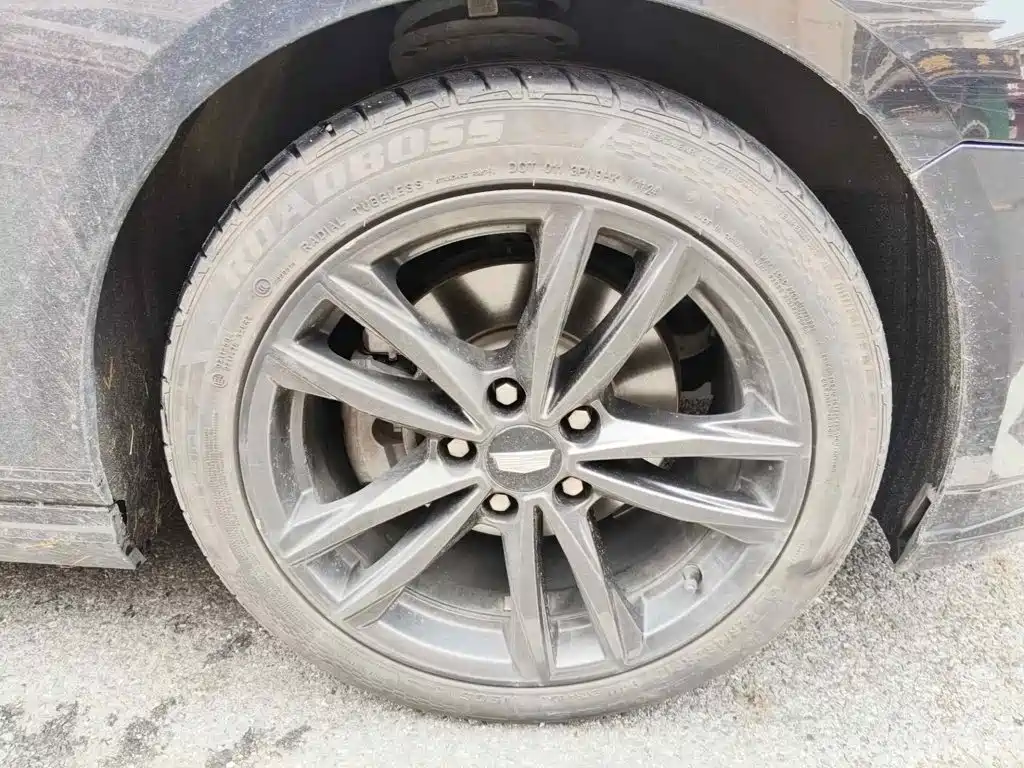 Фото 6 - Cadillac CT4