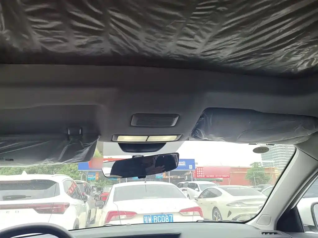 Roewe i5 2026 2026 1.5L CVT Luxury