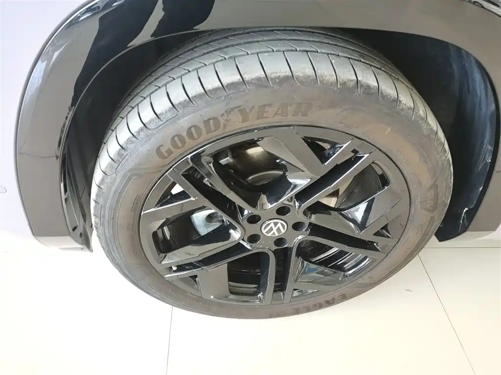 Volkswagen Teramont 2025 Teramont Pro 450TSI 4WD Summit Edition фото 23