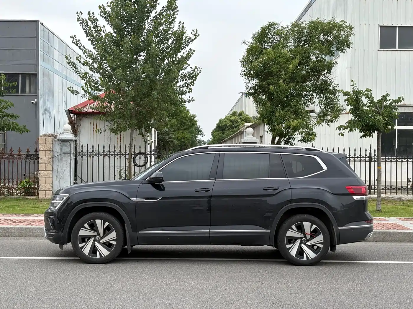Volkswagen Teramont 2023 380TSI AWD Exclusive Luxury Edition фото 5